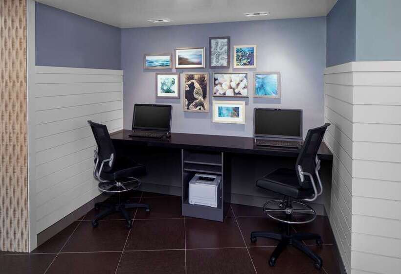 בית מלון כפרי Hyatt Place Long Island East End