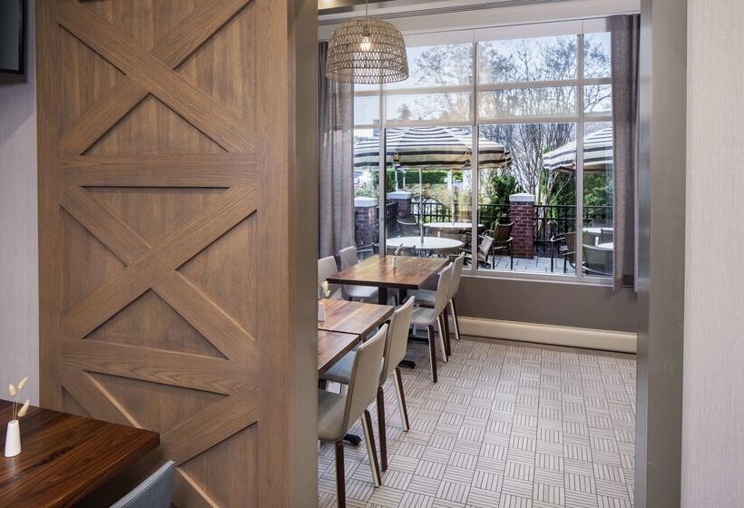 בית מלון כפרי Hyatt Place Long Island East End