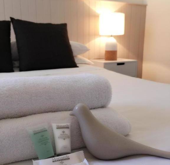 هتل Jubilee Motor Inn