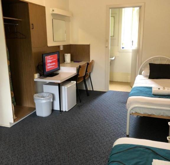 هتل Jubilee Motor Inn