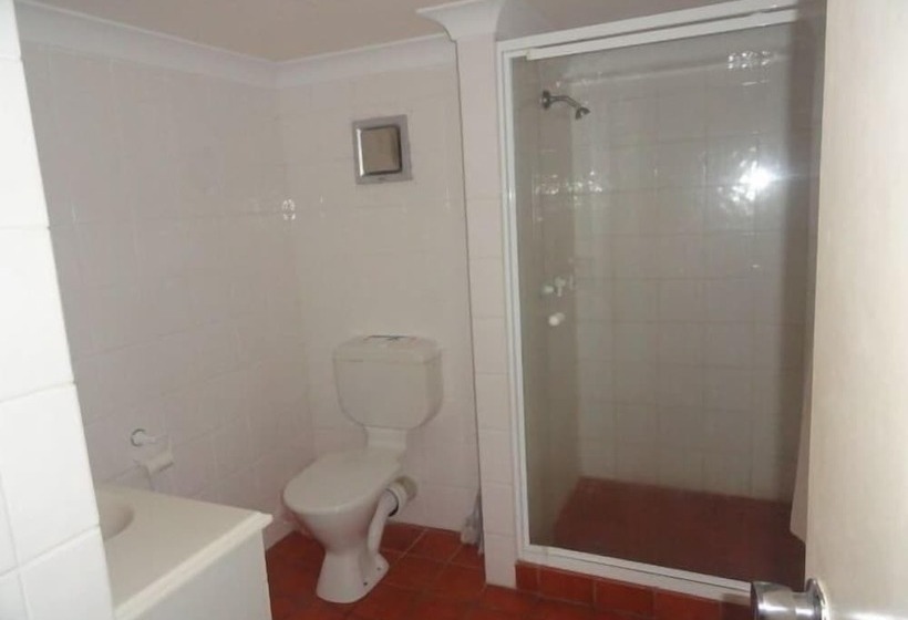 هتل Koala Beach Resort Cairns