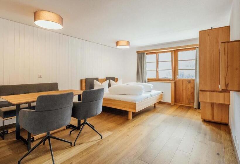 ホテル Krüzli   Dapi 1914