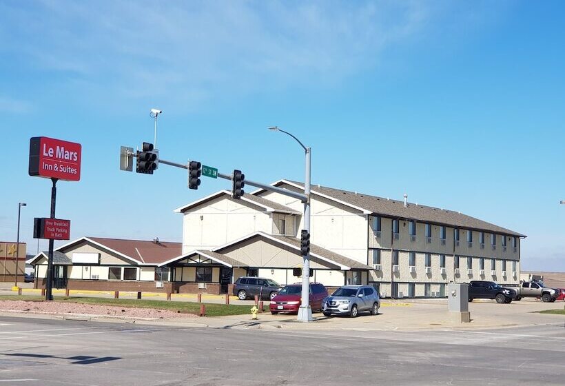 ホテル Le Mars Inn And Suites