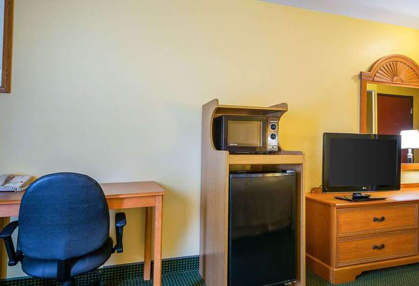 فندق Quality Inn & Suites Franklin