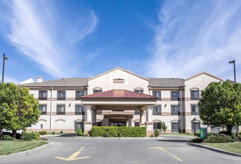 هتل Quality Inn & Suites