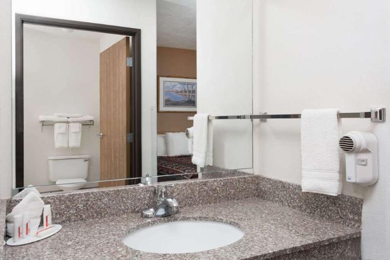 فندق Quality Inn & Suites