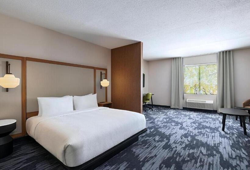هتل Fairfield By Marriott Inn & Suites Hillsboro