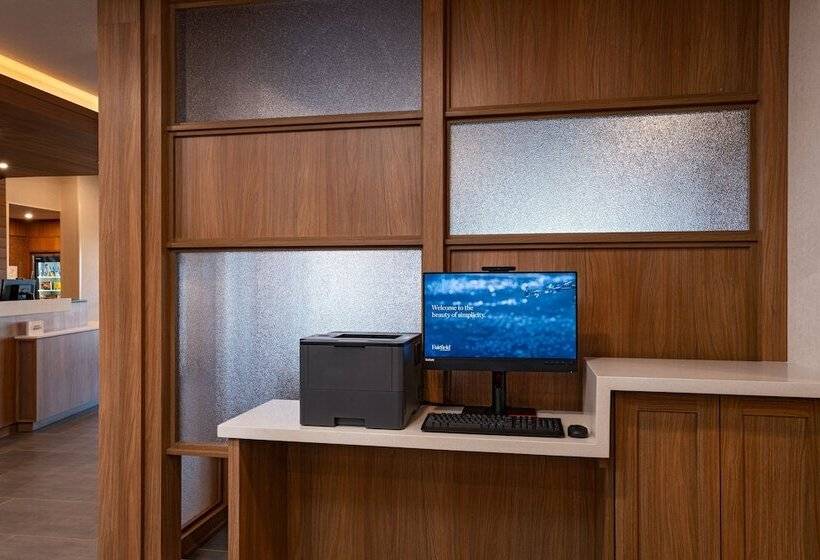 هتل Fairfield By Marriott Inn & Suites Hillsboro