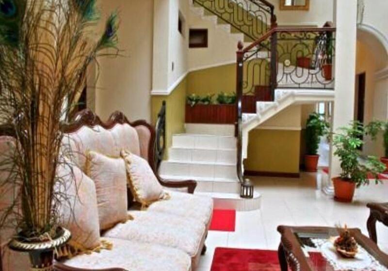 هتل San Marino Royal