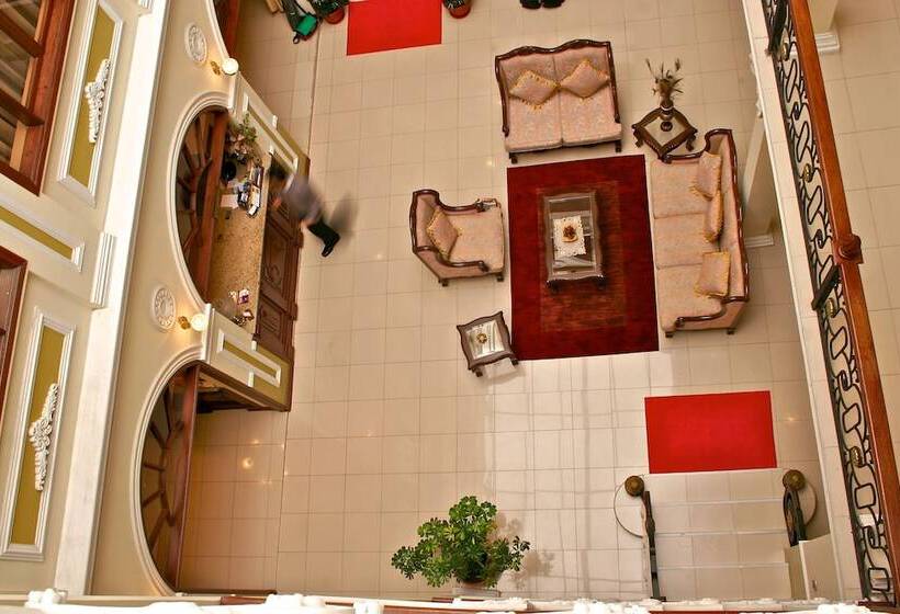 هتل San Marino Royal