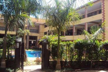 Silver Springs Hotel Uganda