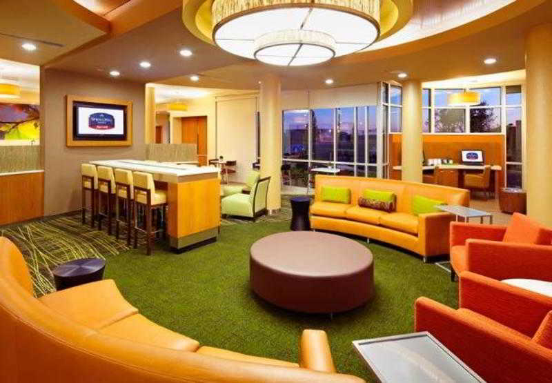 هتل Springhill Suites By Marriott Pittsburgh Latrobe