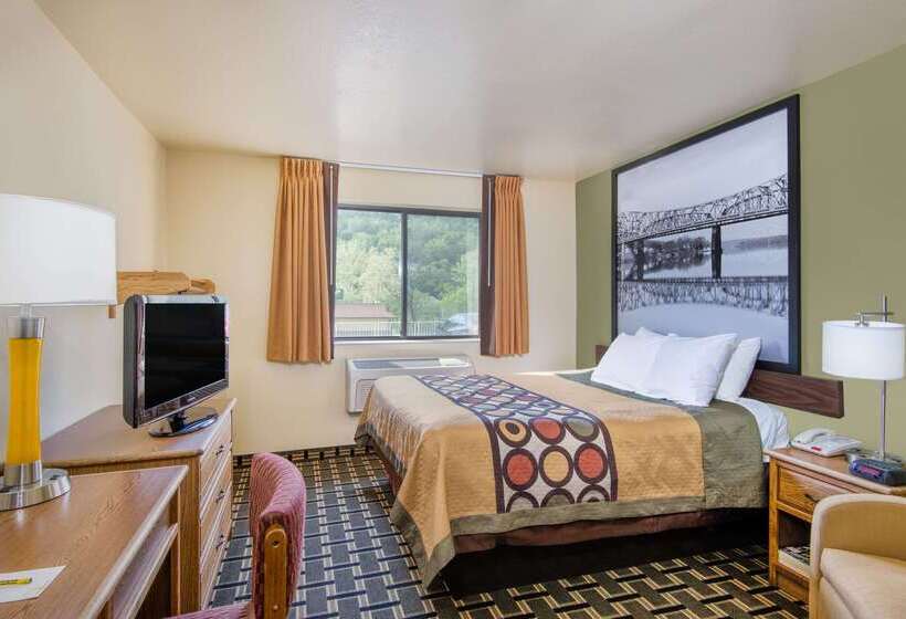 هتل Super 8 By Wyndham Wheeling Wv