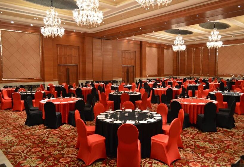 Fotos del hotel The Lalit Jaipur:  21