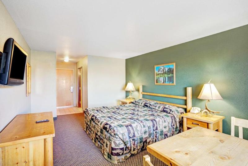 בית מלון כפרי Topaz Lodge