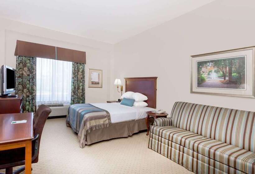 هتل Wingate By Wyndham Columbia / Lexington