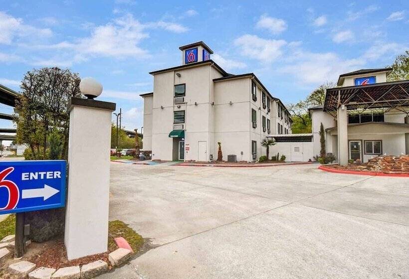 Motel 6 Humble, Tx   Houston International Airport