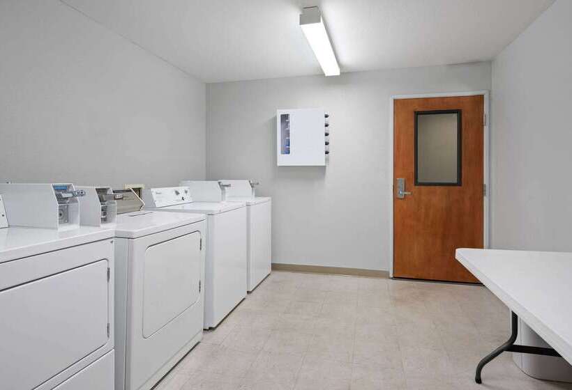 Microtel Inn & Suites By Wyndham Of Houma