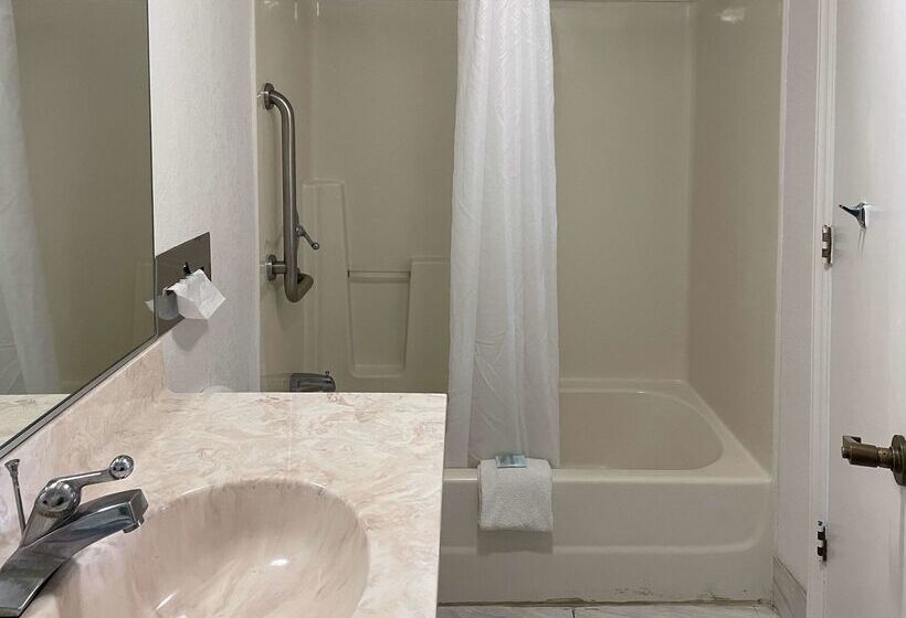 Motel 6 Fancy Gap Va