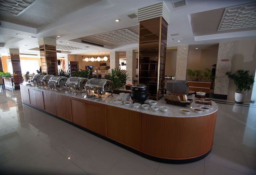 בית מלון כפרי Herman International