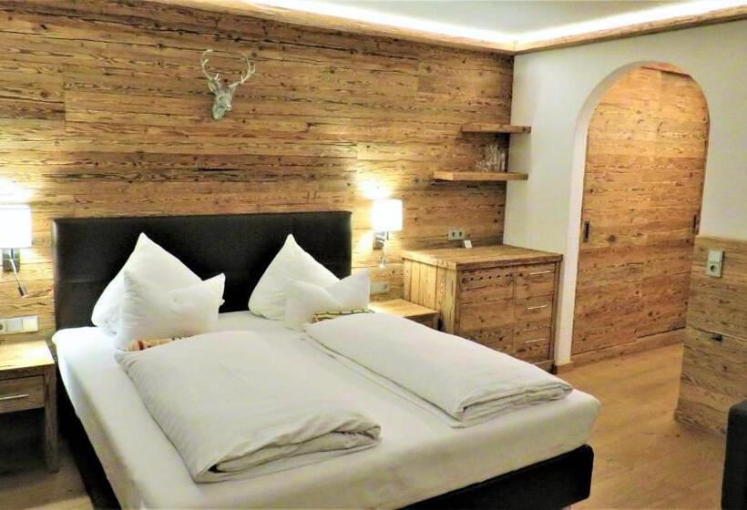 Almhof Kitzlodge Alpine Lifestyle