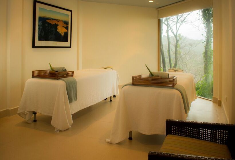 Arenas Del Mar Beachfront & Rainforest Resort Member Of The Cayuga Collection