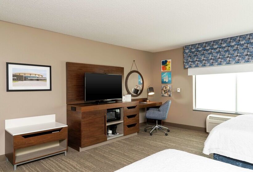 Hampton Inn & Suites Marshalltown