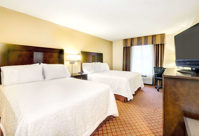 Hampton Inn Suites Scottsboro