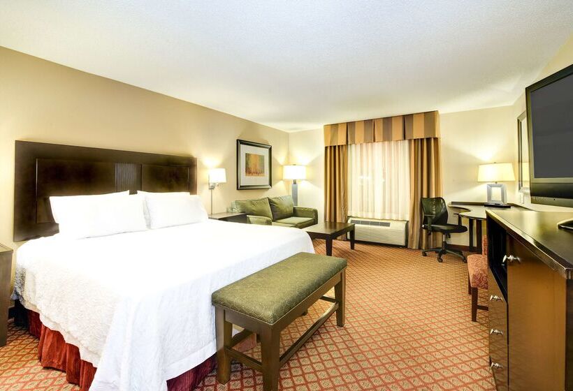 Hampton Inn And Suites Scottsboro