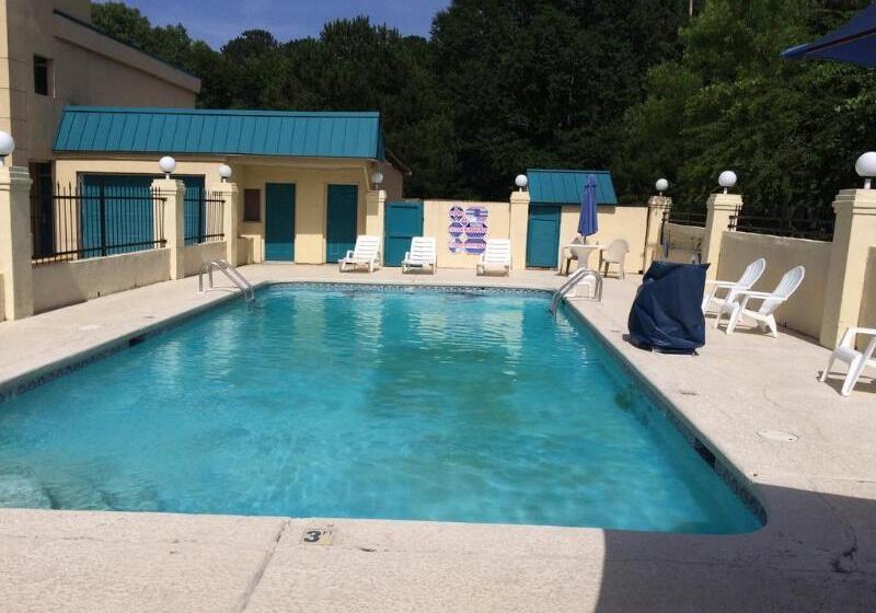 בית מלון כפרי America Best Value Inn Kosciusko