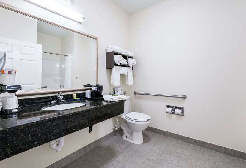 هتل Clarion Pointe Madisonhuntsville