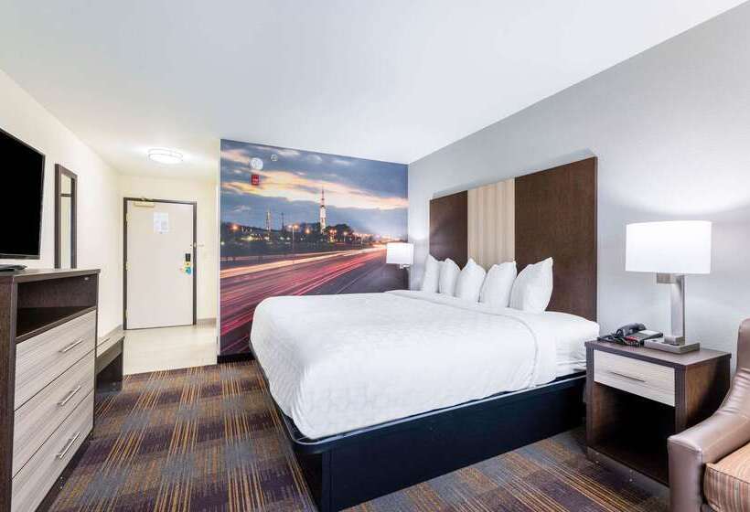 هتل Clarion Pointe Madisonhuntsville