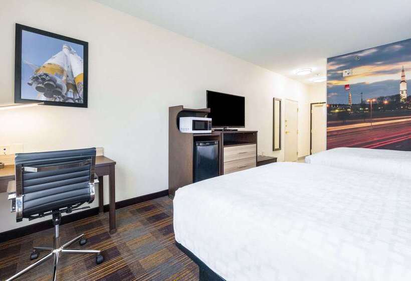 هتل Clarion Pointe Madisonhuntsville