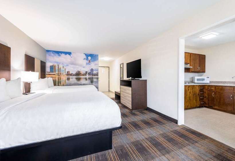 هتل Clarion Pointe Madisonhuntsville