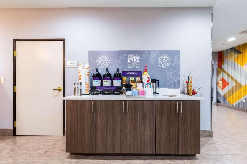 هتل Clarion Pointe Madisonhuntsville