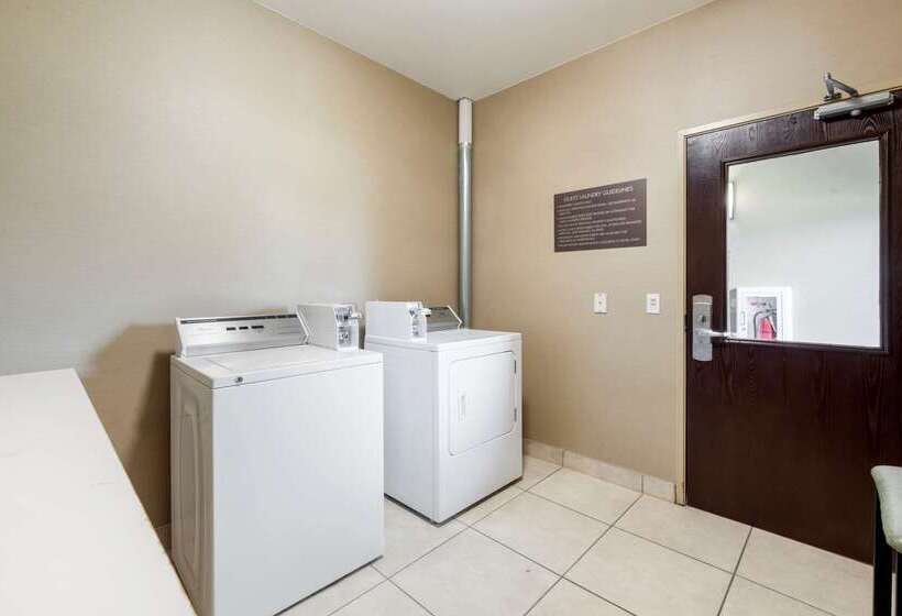 هتل Comfort Inn Ploverstevens Point