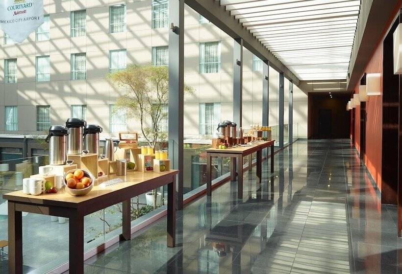 هتل Courtyard By Marriott Mexico City Airport
