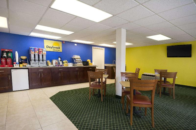 فندق Days Inn By Wyndham Alma