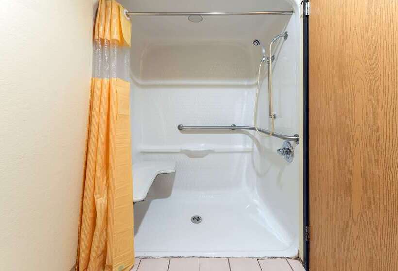 هتل Days Inn By Wyndham Mount Vernon