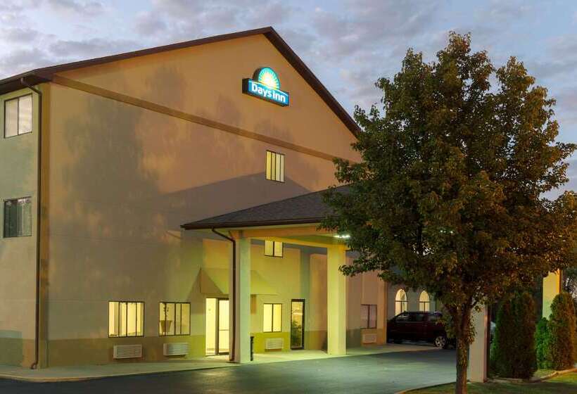 هتل Days Inn By Wyndham Mount Vernon