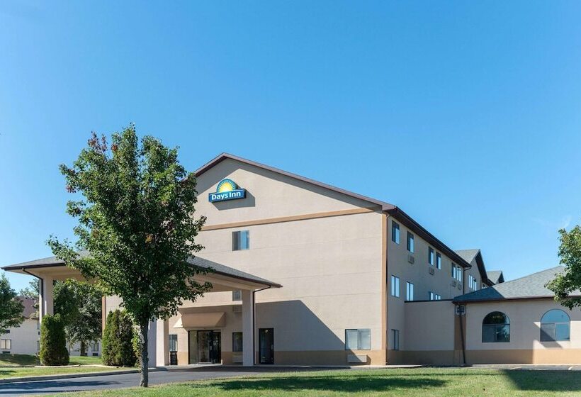 هتل Days Inn By Wyndham Mount Vernon