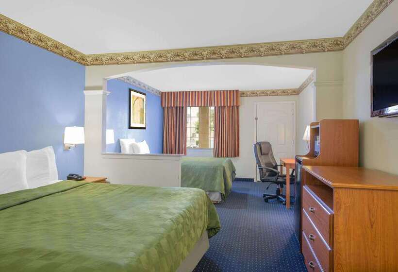 فندق Days Inn By Wyndham Nacogdoches/sfa University/downtown