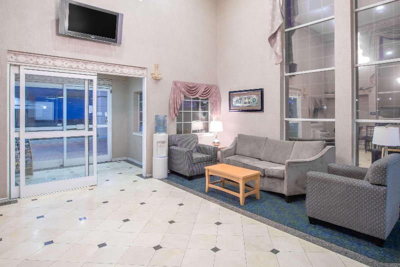 فندق Days Inn By Wyndham Nacogdoches/sfa University/downtown