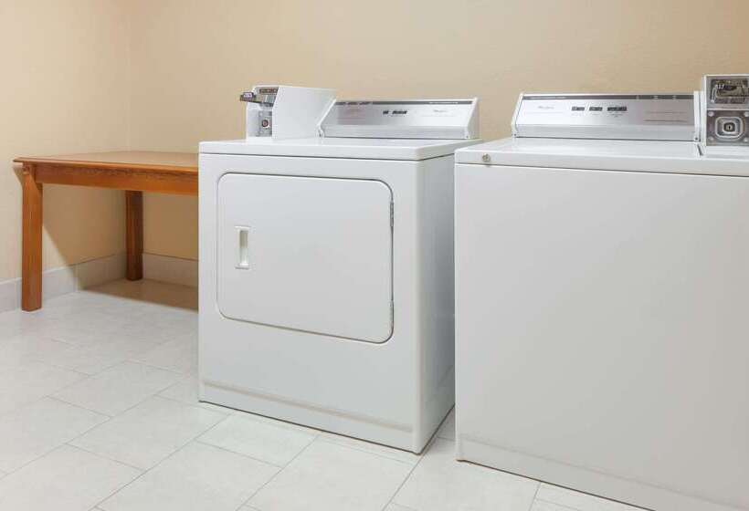 هتل Quality Inn & Suites Mcalester On Hwy 69 & 270
