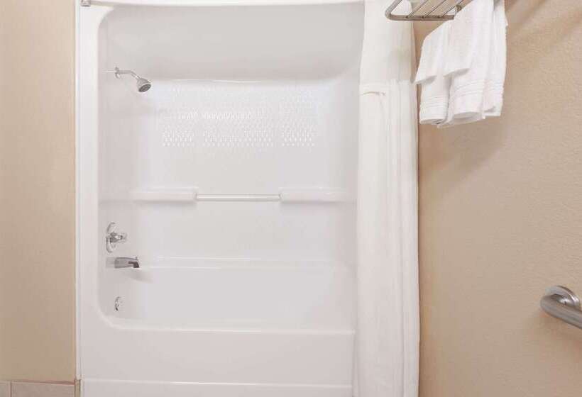هتل Quality Inn & Suites Mcalester On Hwy 69 & 270