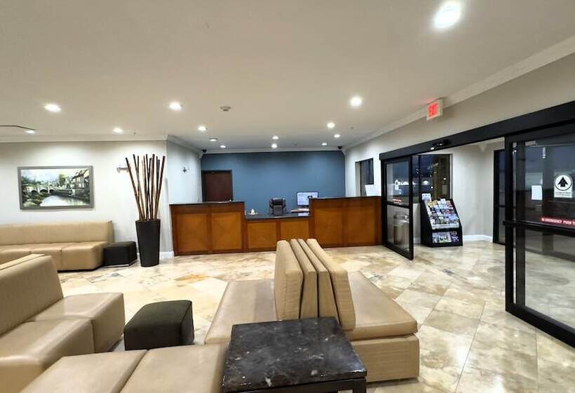 هتل Quality Inn & Suites Mcalester On Hwy 69 & 270