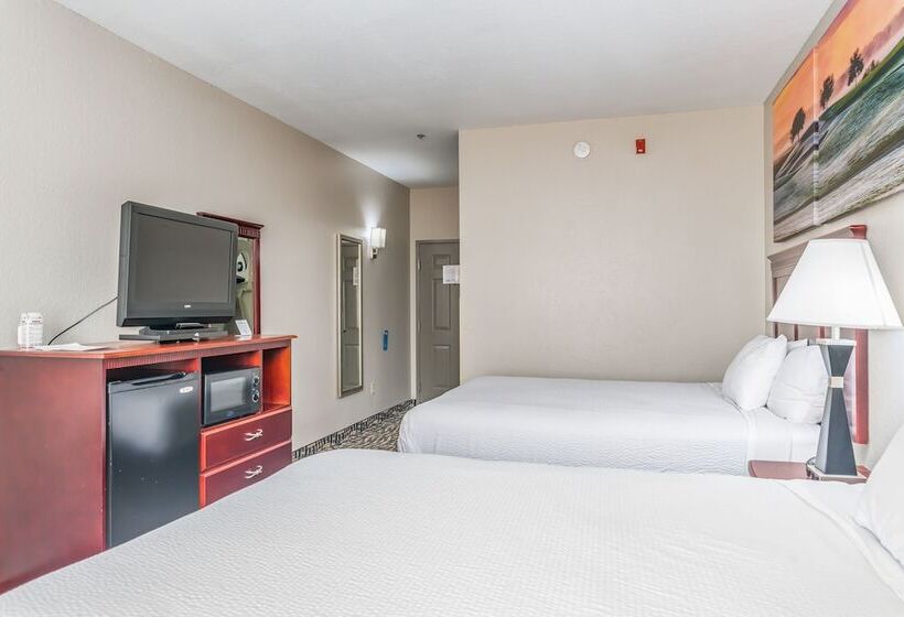 בית מלון כפרי Days Inn & Suites By Wyndham Prattville Montgomery