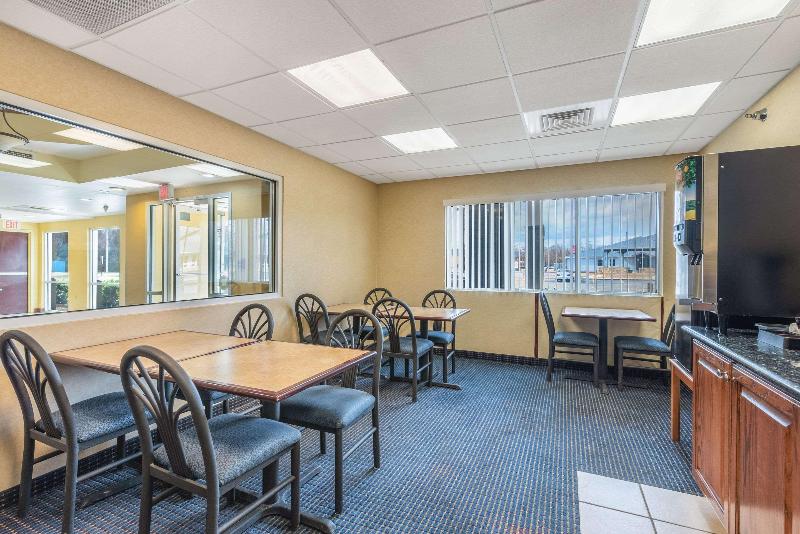 酒店 Econo Lodge Inn & Suites Pritchard Road North Little Rock