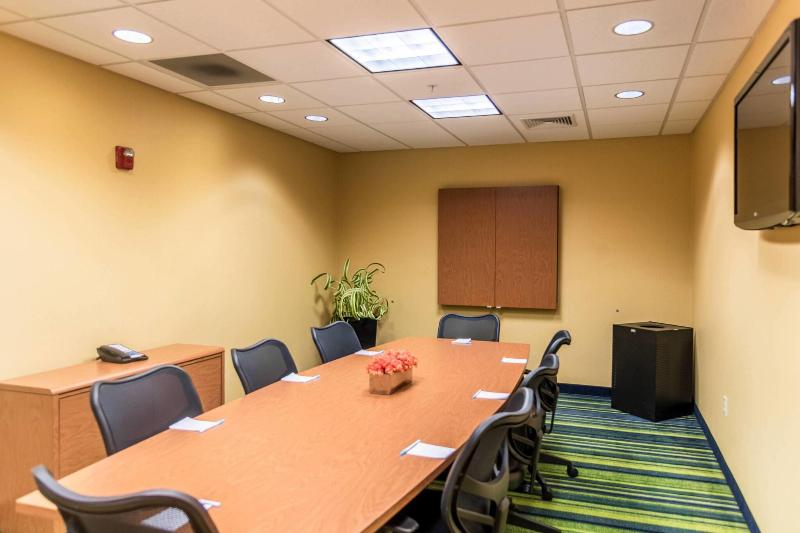هتل Fairfield Inn & Suites By Marriott Muskegon Norton Shores