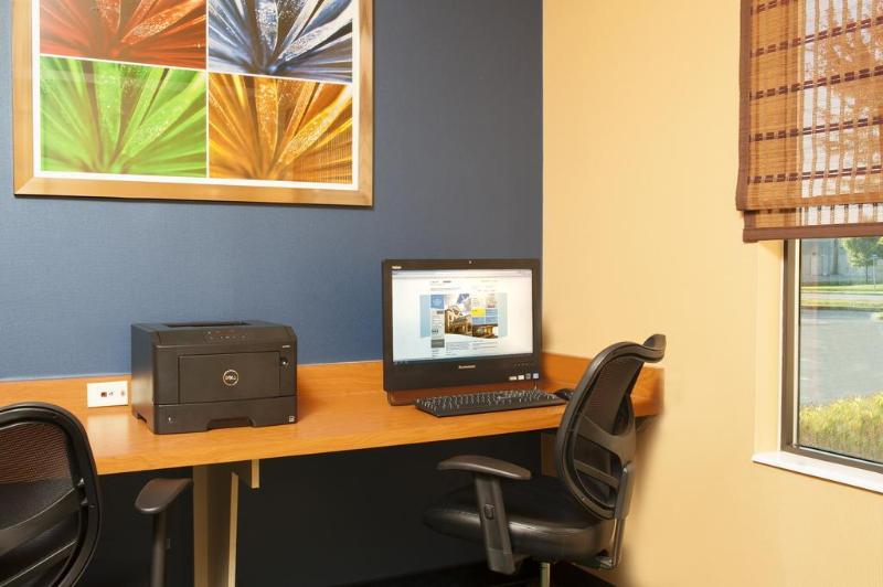 هتل Fairfield Inn & Suites By Marriott Muskegon Norton Shores